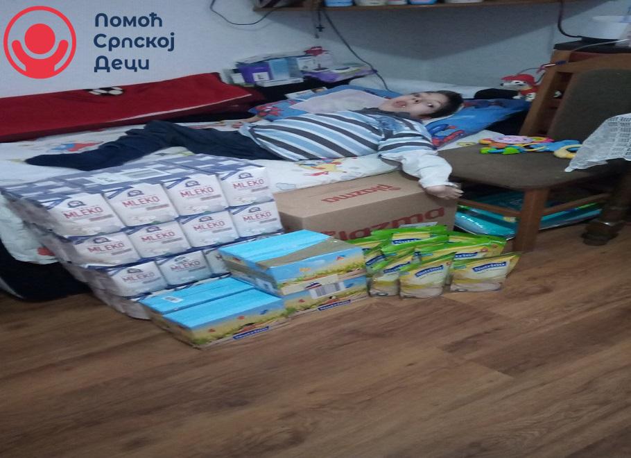 Several monthly supplies of food for Nemanja Apostolović 6